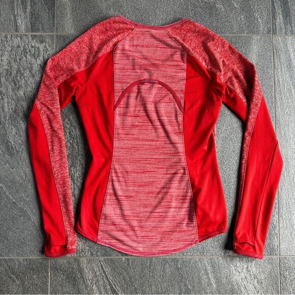 Athleta Running Wild Mix Crew Long Sleeve Scoop-neck Top Thumbholes XS - Picture 9 of 15